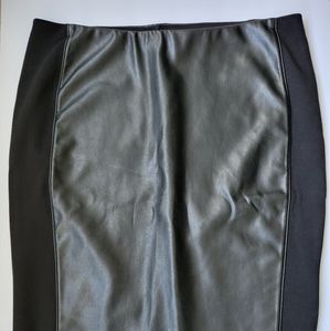 Bailey 44 women skirt S Small Black NWOT